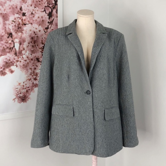 LOFT Jackets & Blazers - NWT LOFT Plus Herringbone Modern Blazer